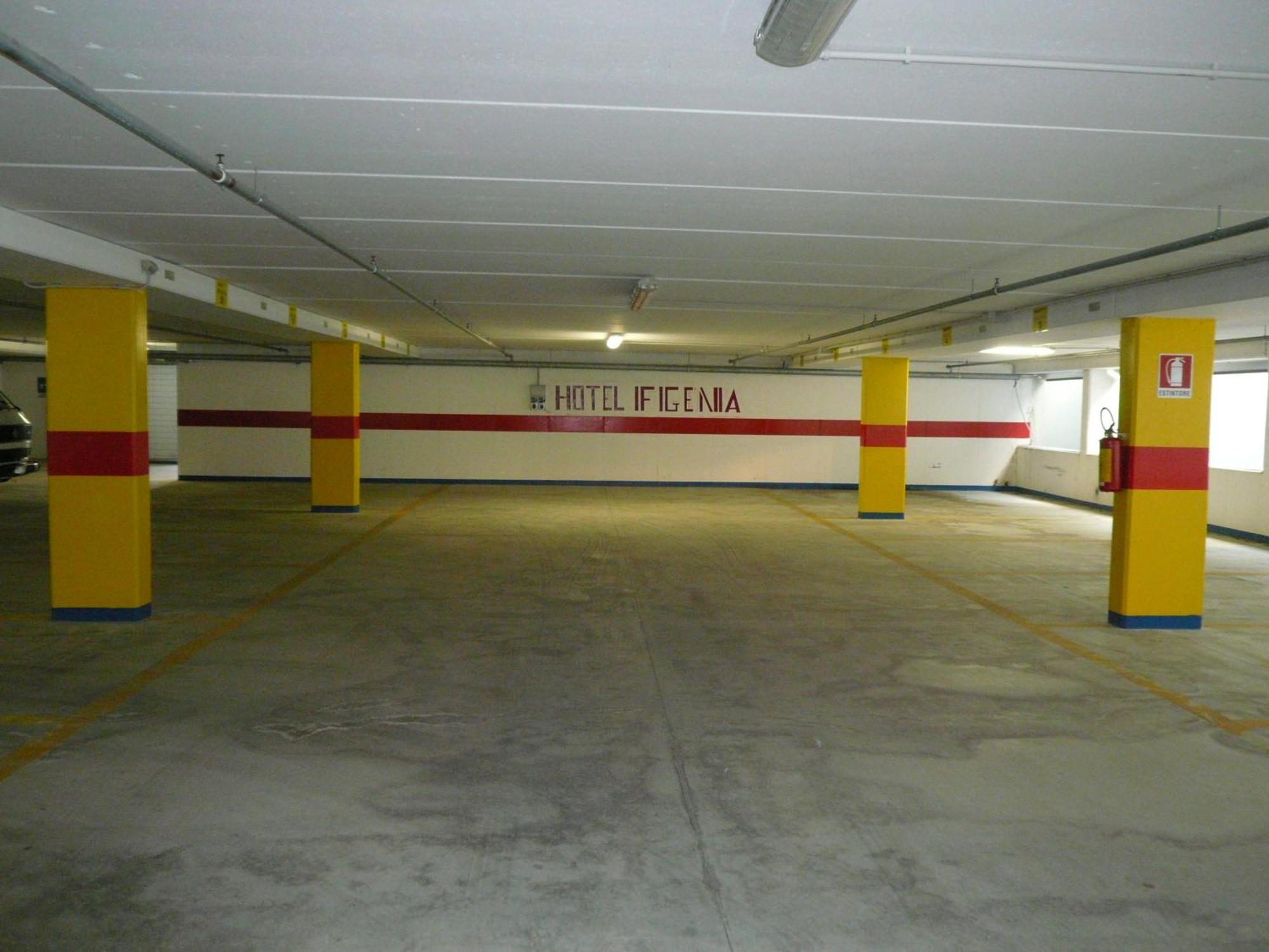 Hotel Ifigenia 3*