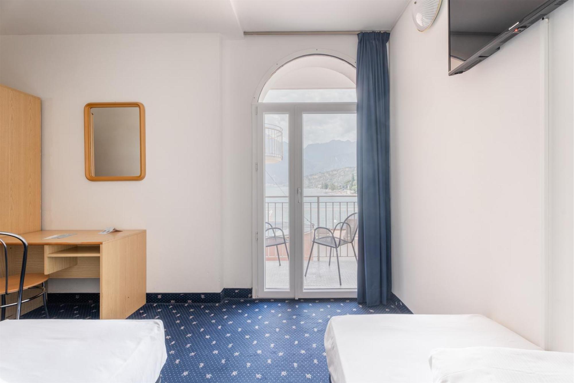 Ifigenia 3* Torbole Sul Garda