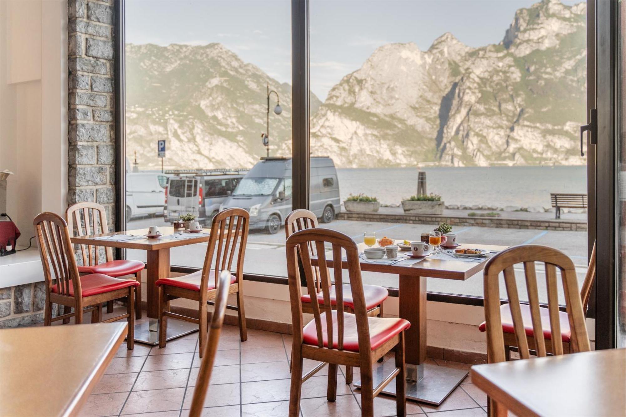 Hotel Ifigenia 3*
